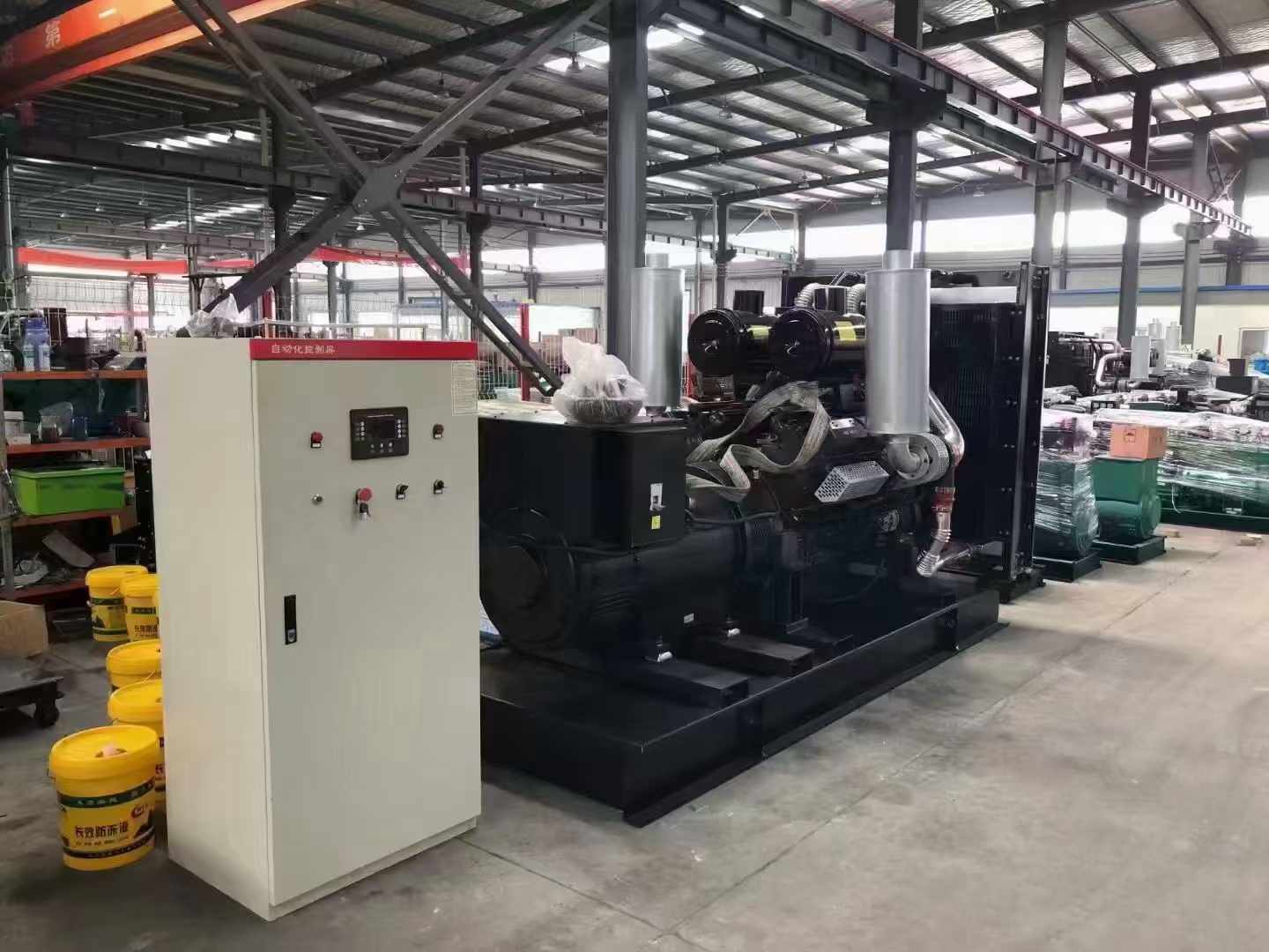 镜湖柴油发电机运行时的噪音和振动水平如何？